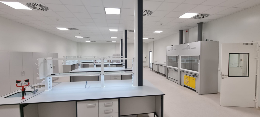 cleanroom biotechnologiczne centrum badawczo-rozwojowe